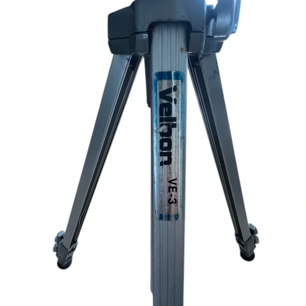 Velbon VE-3 camera tripod.